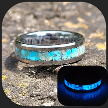 Load image into Gallery viewer, Turquoise Stones & Ash Memorial Ring