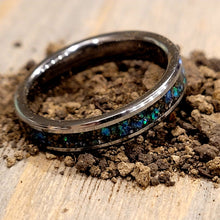 Load image into Gallery viewer, Custom Ring Made from Sentimental Dirt