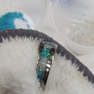 The Lost Luna Memorial Ring - Cremation Ash and Opal - Glow-in-the-Dark - Titanium