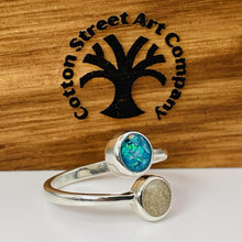 Load image into Gallery viewer, Everlasting Duo Keepsake Ring
