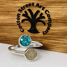 Load image into Gallery viewer, Everlasting Duo Keepsake Ring
