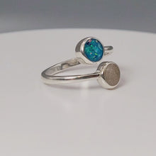 Load and play video in Gallery viewer, Everlasting Duo Keepsake Ring
